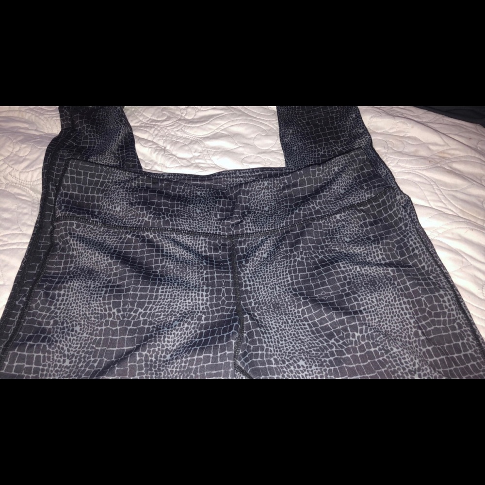 Stretchy leggings